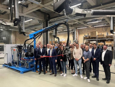 Eindrucksvolle Maschinentechnik, umfassende Anwendungsbeispiele, tiefgehende Fachinformationen, wertvolle Praxistipps