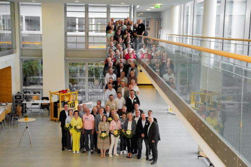 LEONHARD WEISS ehrt langjährige Mitarbeiter bei den Jubilarfeiern