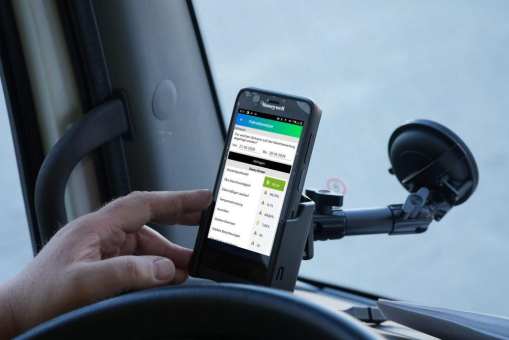 Fahrstil im Blick: Neue Funktion in der Telematik-App pLG Drive geht live