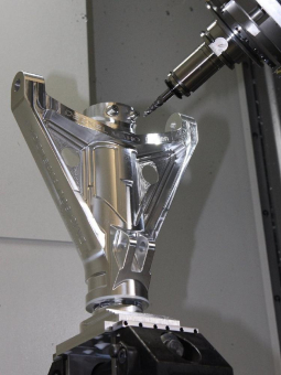 CAD/CAM-Lösung hyperMILL für die Luft- und Raumfahrt