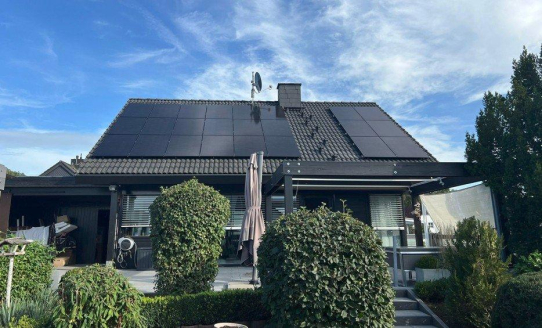 Die Sonne brennt, die Stromrechnung sinkt