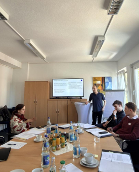 Quantentechnologien in die Anwendung bringen: Erfolgreicher Auftakt der „Quantum CXO Workshop Series“ in Karlsruhe