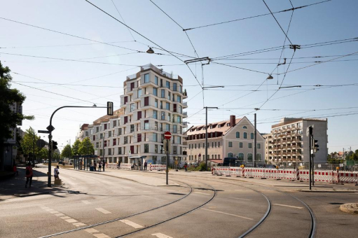 Fensterplanung im Materialmix