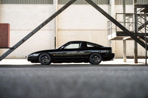 Mit Gutachten: ST XTA plus 3 Gewindefahrwerk für den Kult-Nissan S13