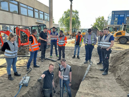 Trainings und Schulungen für mehr Kompetenz im grabenlosen Bauen: Wie TRACTO Anwender und Auftraggeber fit für die NODIG-Technologie macht