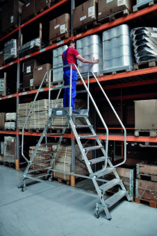 KRAUSE-Steigtechnik für Lager und Logistik