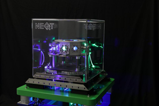 Laserverstärker macht Quantencomputer skalierbar und schließt europäische Lieferkette