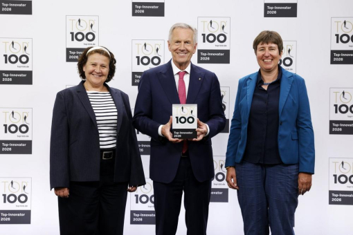 TOP 100: PRAXIS EDV nimmt Auszeichnung beim Mittelstands-Summit entgegen