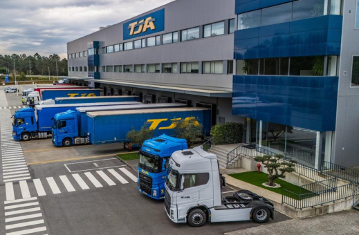 Ford Trucks und TJA bauen Partnerschaft aus: 115 neue Ford F-MAX für die internationale Transportflotte