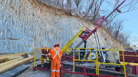 Algo Grande verdoppelt Kupfer-Footprint auf Adelita: Cerro-Grande-Skarn wächst massiv in Breite und Tiefe