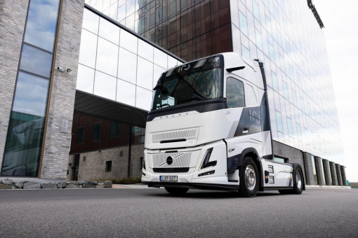 Volvo Trucks feiert 100 Jahre mit exklusiver Sonderedition