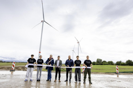 Kirchliches Energiewerk eröffnet Windpark in Passow-Benthen