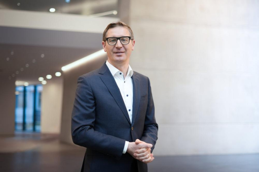 Stäubli Robotics bündelt Vertrieb für Nord- und Osteuropa