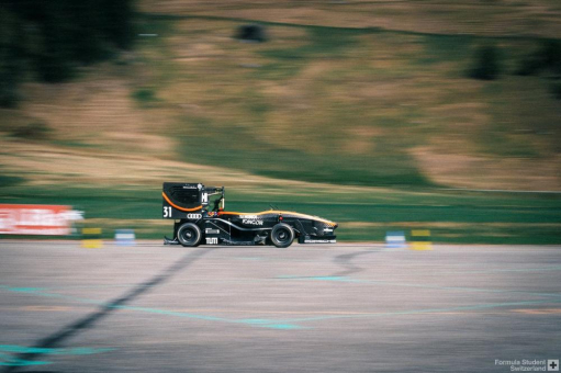 Embedded AI im Motorsport: Autonome Fahrzeugentwicklung mit Intel Core Ultra