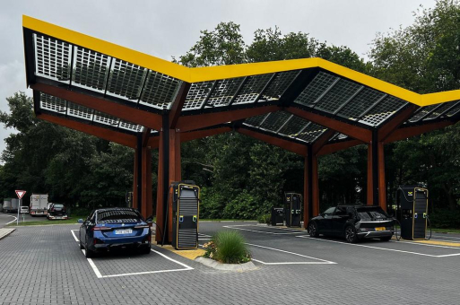E-Auto laden in Deutschland, Österreich und der Schweiz: Der connect-Test zeigt, wo Schnellladen überzeugt und wo es hakt