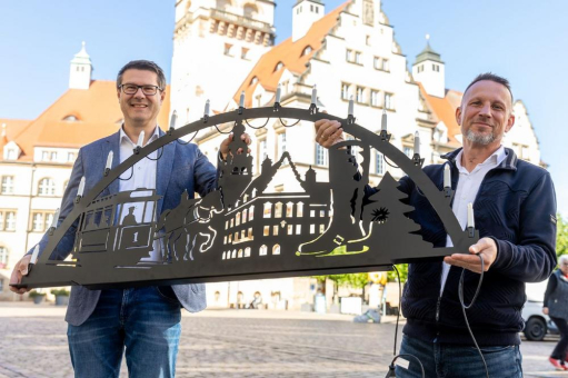 Von Döbeln, für Döbeln: KNOBLOCH stellt neuen Döbeln-Schwibbogen vor