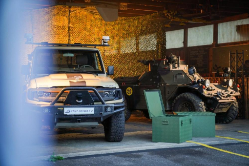 Drive-by-Wire für heterogene Defence-Plattformen: Wie sichere Fahrzeugsteuerung über Plattformgrenzen skaliert